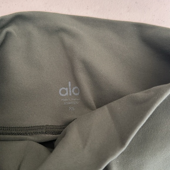 Alo - Picture 3 of 4